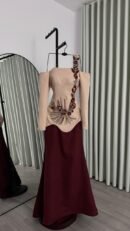 فستان سهرة "الأناقة الملكية" بتصميم مزدوج الألوان مع تطريز يدوي فاخر وحواف منحوتة